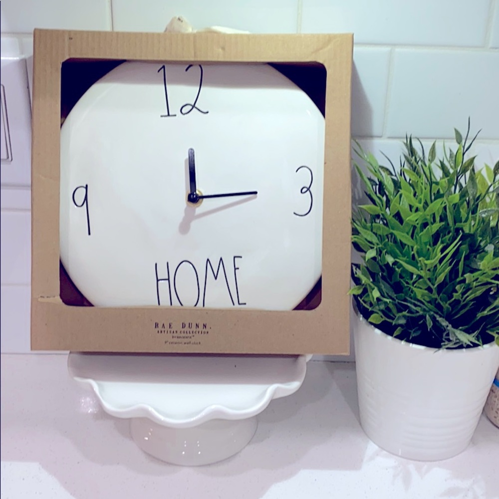 🕚Rae Dunn “Home” clock